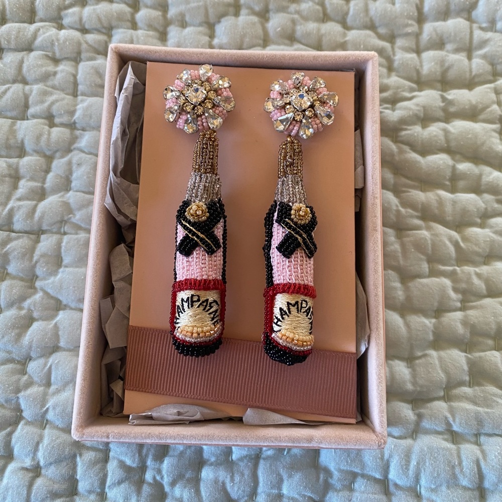 Wolf & Badger Rose Champagne Beaded Earrings